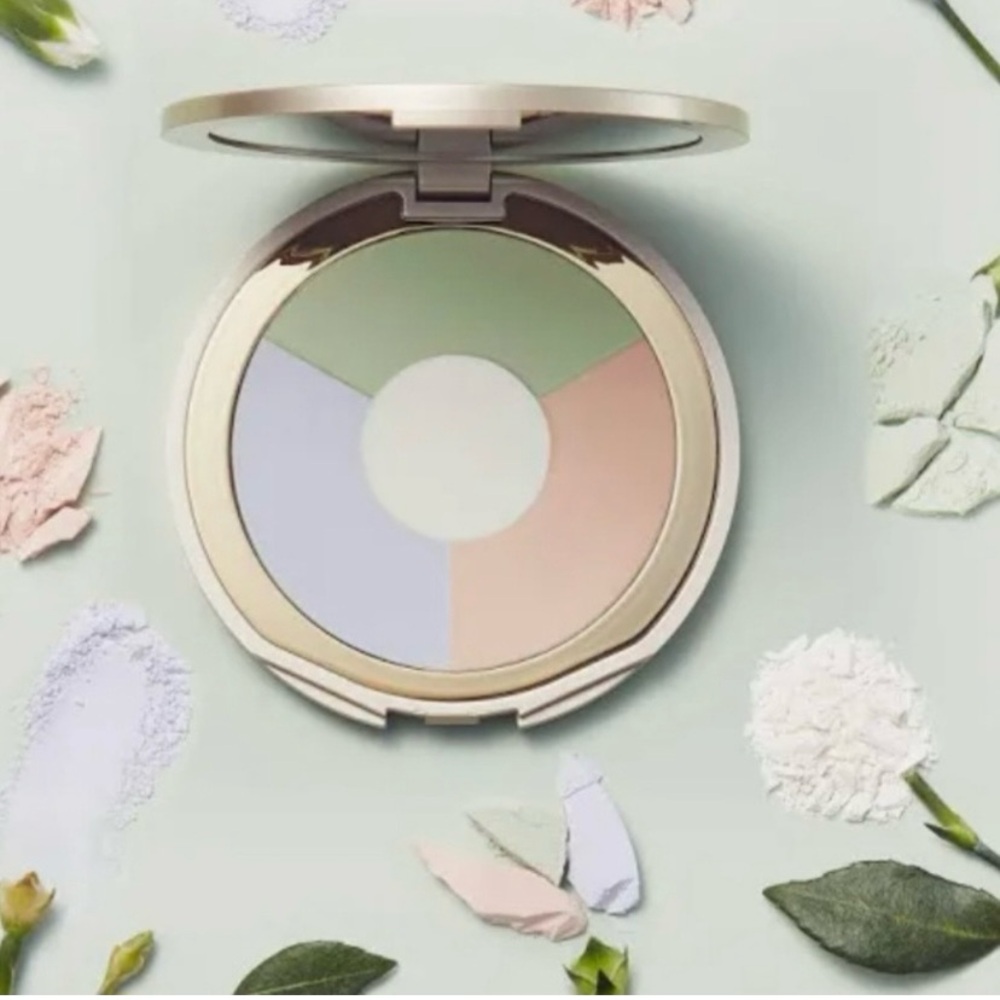 STILA Multicolor One step Correcting Face Powder Palette